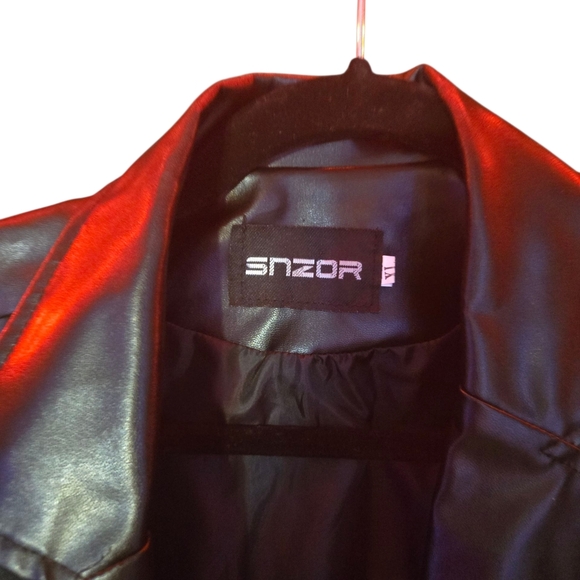 Men's Black Performance Jacket - Picture 1 of 6